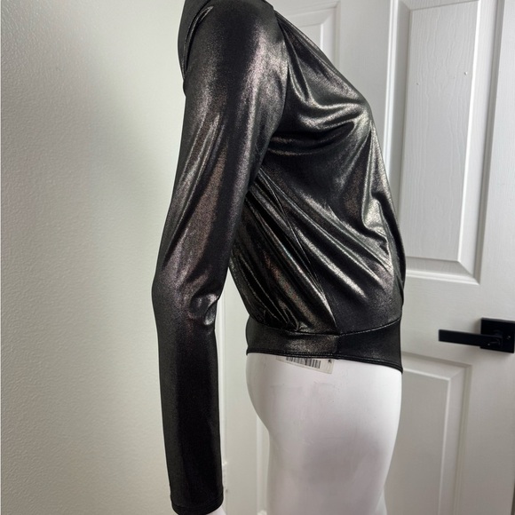 Express Womens Gold Metallic V-Neck Long Sleeve Bodysuit Top Size XSmall. #361 - Picture 4 of 12